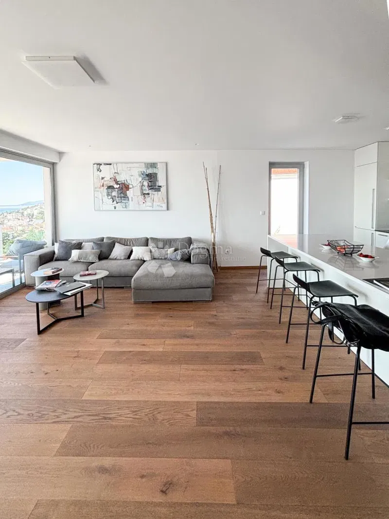 Allogio Opatija - Centar, Opatija, 103,65m2 – 2
