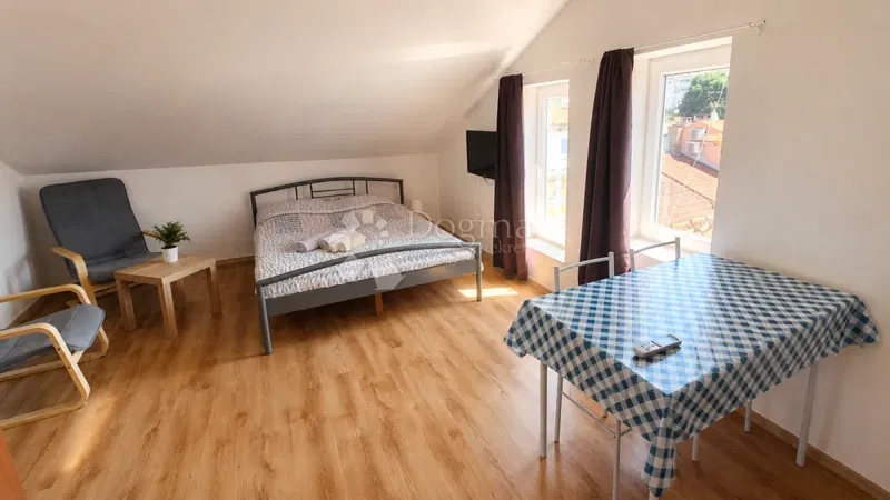 Flat Centar, Pula, 90m2 – 2