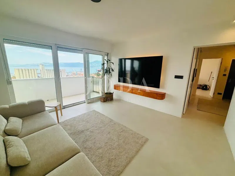 Brajda, appartamento recentemente ristrutturato con balcone e vista mare. – 3