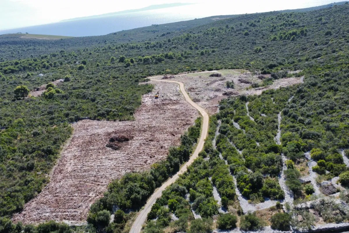 Atraktivno poljoprivredno zemljište na Šolti