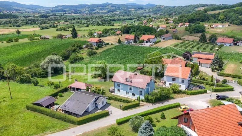 VENDITA, VILLA INDIPENDENTE, HRV. ZAGORJE, KUMROVEC - RAVNO BREZJE, 224 m2 SU UN TERRENO DI 1.649 m2 – 3
