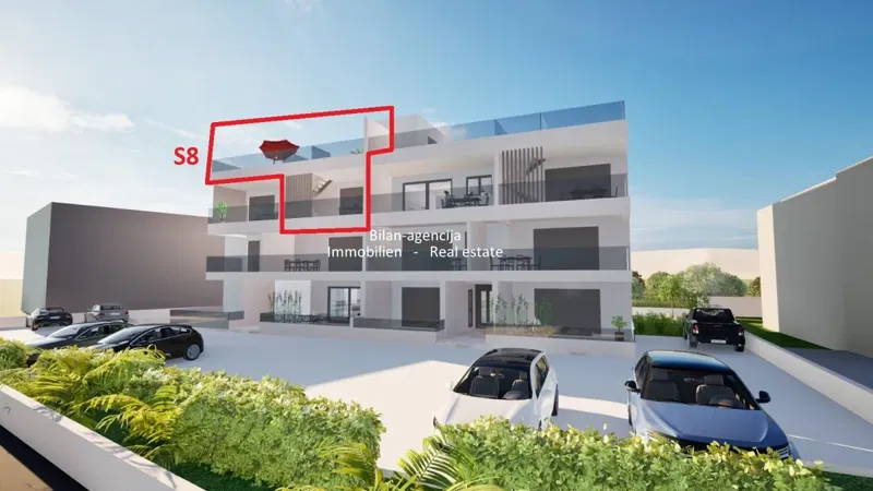 Vodice-Srima, byt s střešní terasou, pláž 60 m