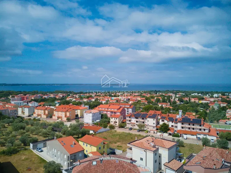 Gemütliches und modern eingerichtetes Apartment mit Terrasse und Meerblick