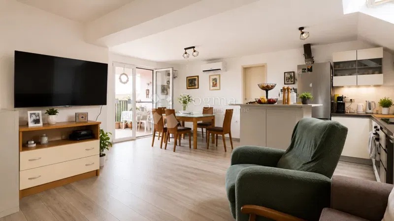 Casa Gornji grad / Centar, Osijek, 212,70m2