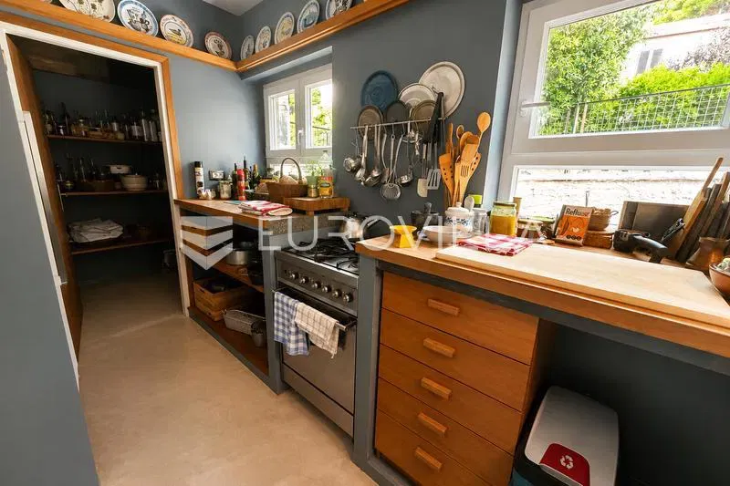 Rijeka, Belvedere, spacious 108.38 m² four-bedroom apartment next to Hosta Park – 3