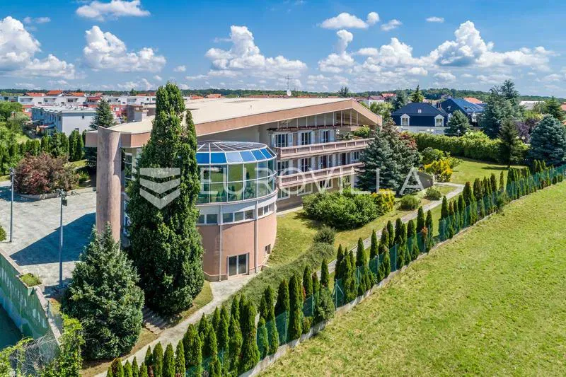 Zagreb - Sesvete, one of Croatia’s finest private estates – 2