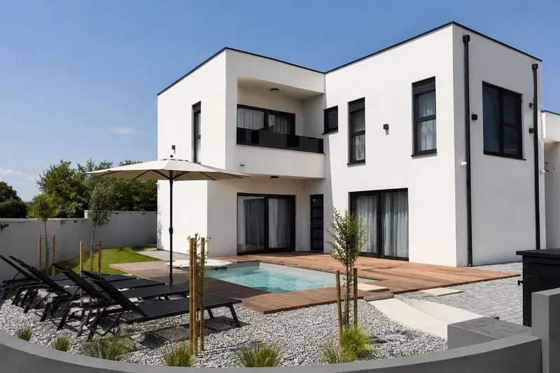Casa bifamiliare moderna con piscina e terrazza sul tetto a Pomer – 2