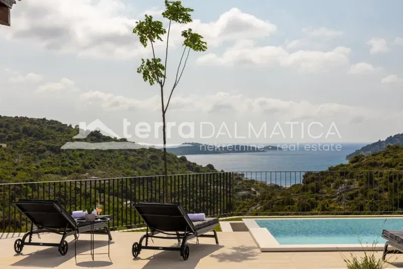 Modern house with panoramic sea views near Rogoznica – 2