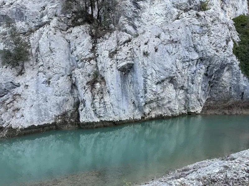 Zemědělská půda Buzet, 94.557m2