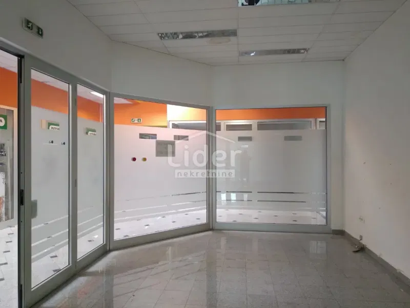 Kereskedelmi Viškovo, 29m2
