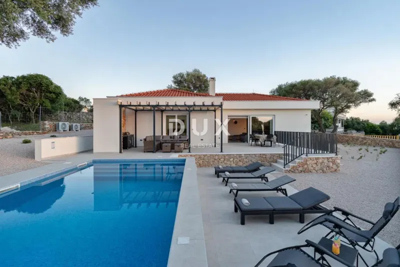 OTOK PAG, LUN - Luksuzna vila z uveljavljenim poslovanjem