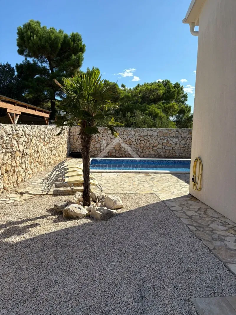 Semi-detached family house with pool - Vir – 3