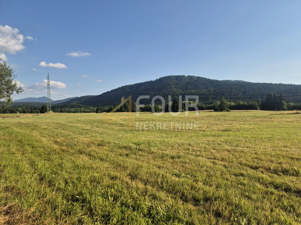 Gorski kotar, Ravna Gora, Baugrundstück 573m2