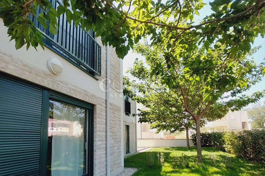 ZADAR, NIN – Luksuzan apartman s pogledom na more, 50 m od plaže A2