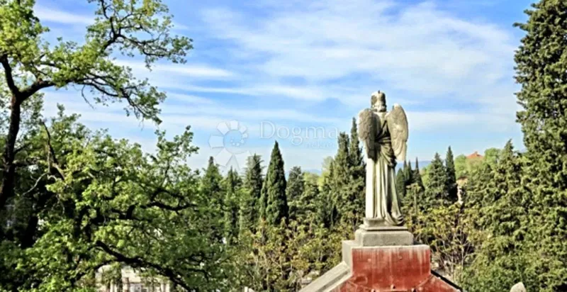 Tomba Kozala, Rijeka, 2m2 – 2
