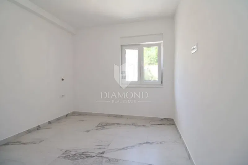 KRK, ČIŽIĆI – APPARTAMENTO TRILOCALE IN NUOVA COSTRUZIONE CON VISTA MARE – 2