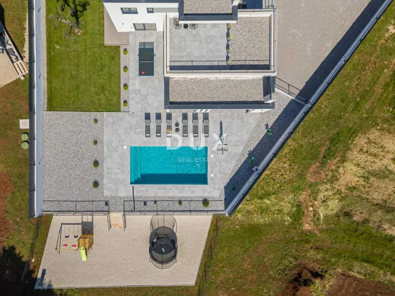 ISTRIA, SVETVINČENAT - Modern villa with swimming pool, summer kitchen and large garden – 3