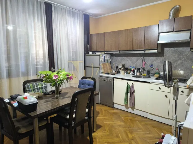 MATULJI DETACHED HOUSE WITH 4 APARTMENTS AND GARAGE – 3