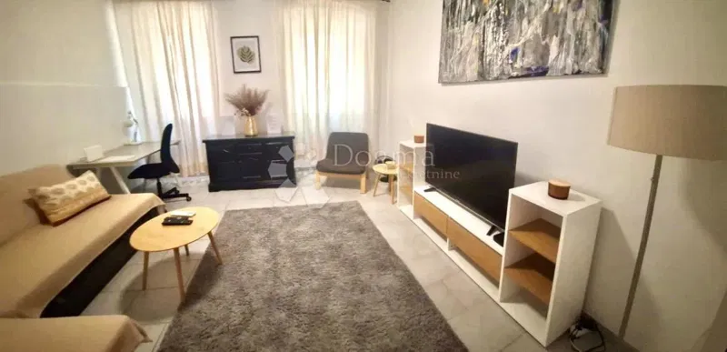 Bájos apartman Pula központjában – 2
