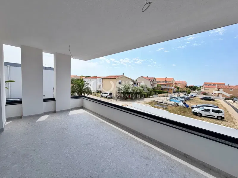 ZADAR, PRIVLAKA - Stan u novogradnji 150 m od mora S3