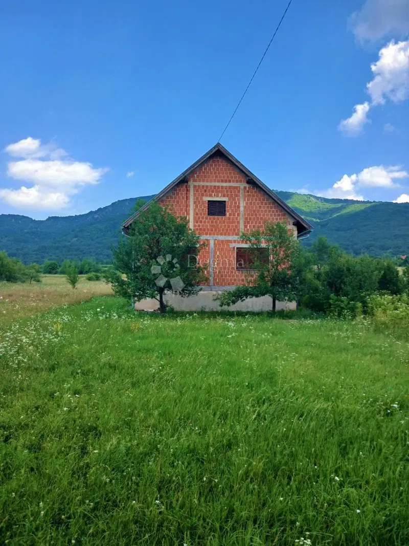 Дом Donji Lapac, 80m2
