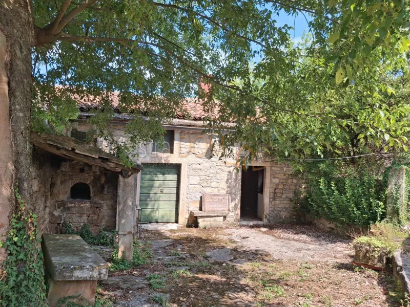 - Rakalj, kamena kuća sa dvije konobe - – 3