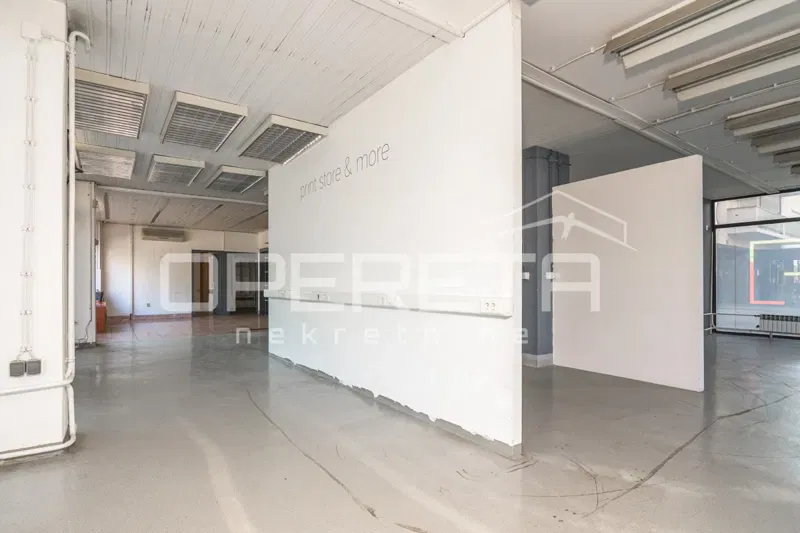 SPAZIO COMMERCIALE, TREŠNJEVKA, 81 M2, LOCALE SU STRADA. – 3