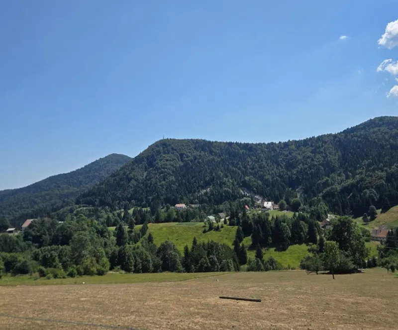 Pozemek Ravna Gora