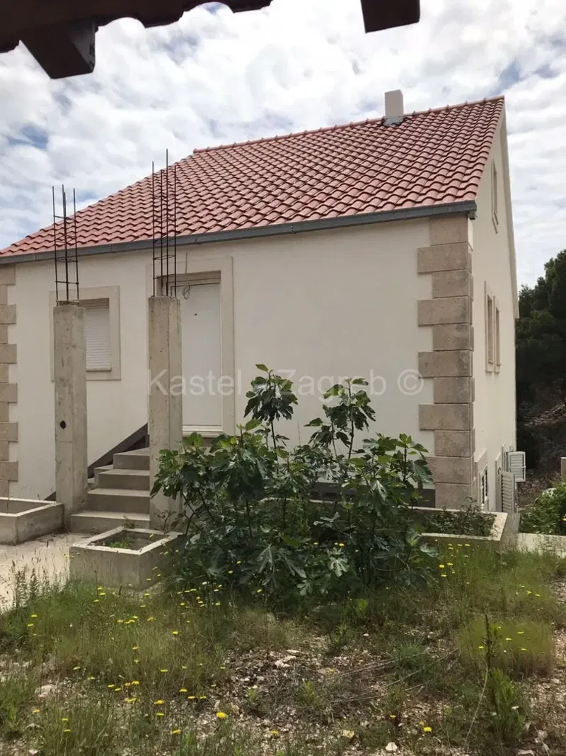 Kuća Ražanj