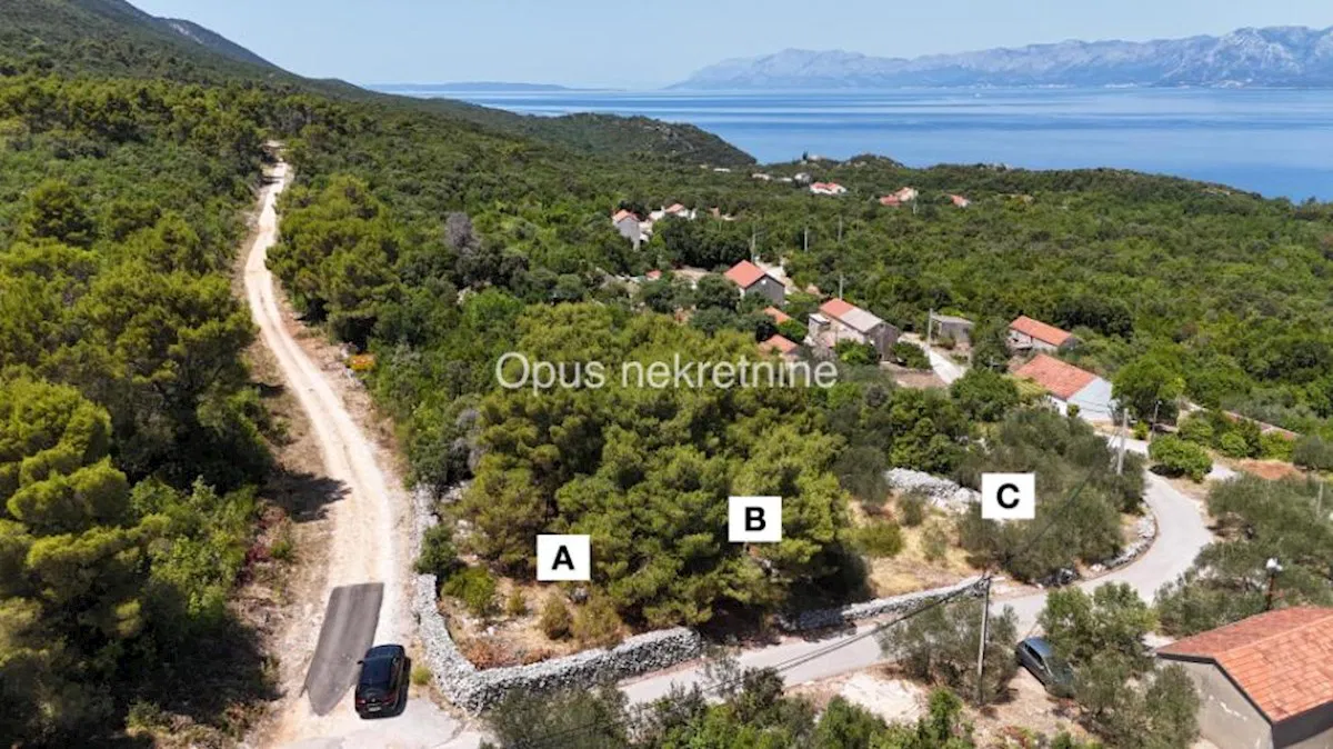 OSOBJAVA, Peljesac – gradevinsko zemljiste 370 m2 s projektom (Video) C