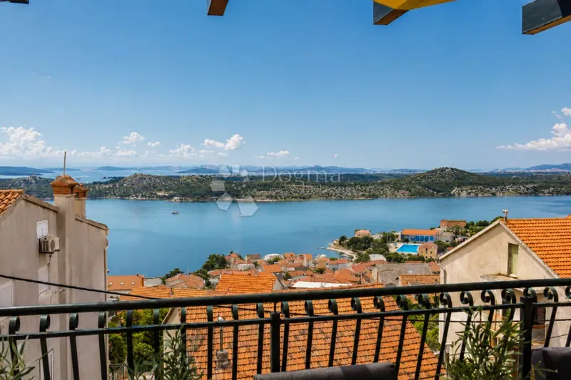 ŠIBENIK-PENTHOUSE WITH SEA VIEW – 2
