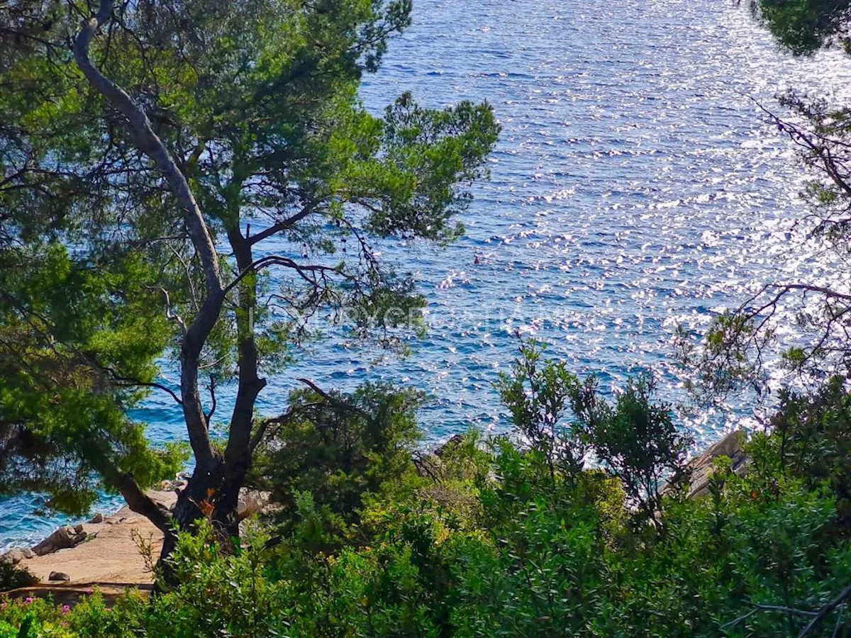 Wunderschönes Haus direkt am Meer auf der Insel Korčula zu verkaufen