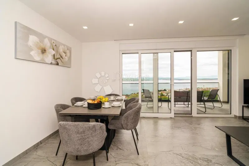 Crikvenica, furnished new building with sea view – 3