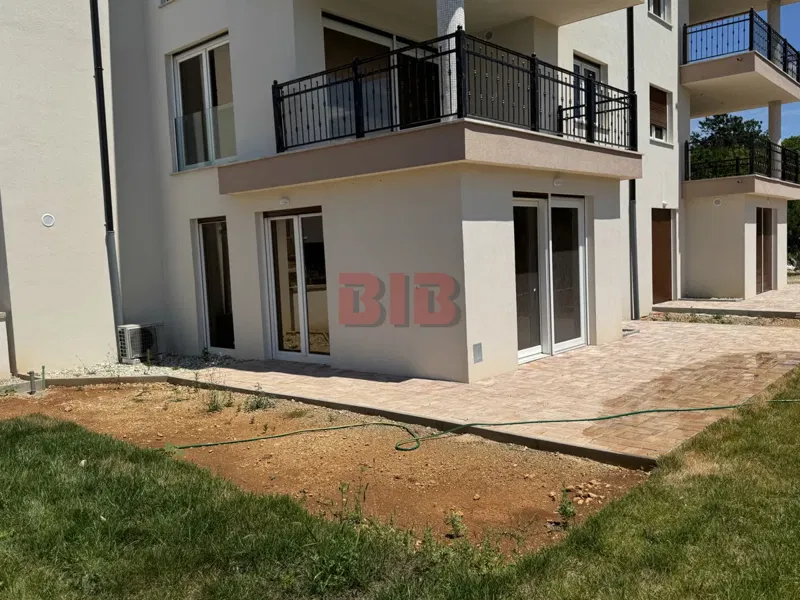 OTOK KRK-NJIVICE,NOVOGRADNJA ,STAN 50M2,PRIZEMLJE,VRT 150M2