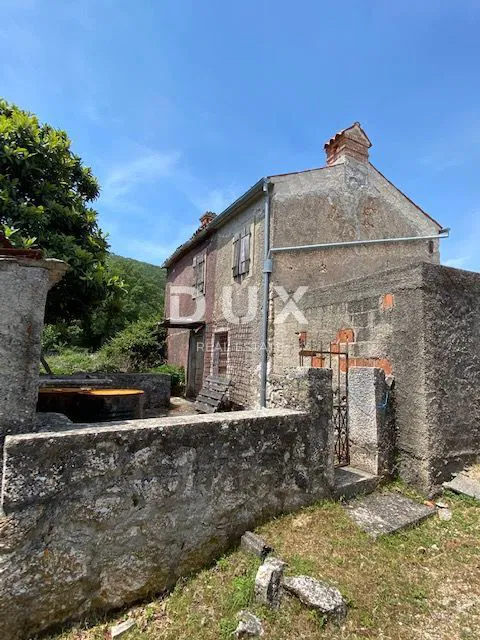Ostrov Cres, Sveti Petar, dom, 76 m2, starožitný, na rekonštrukciu