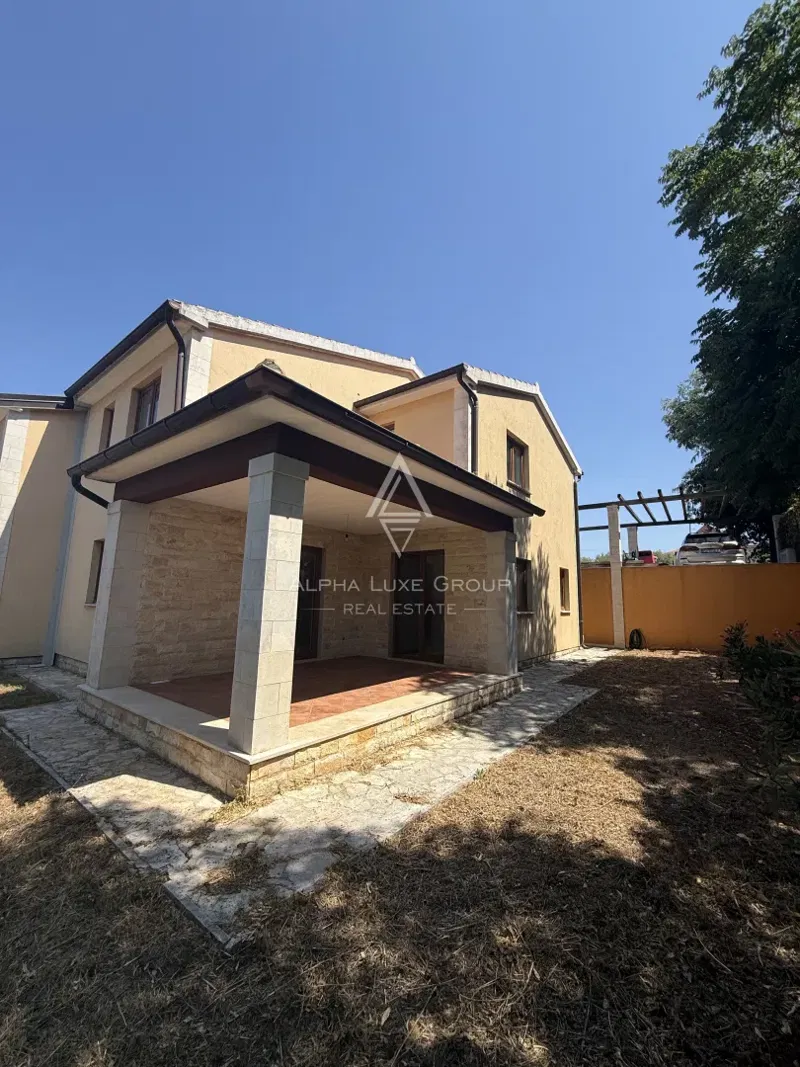 Istria, Poreč: Dom bliźniak z widokiem na morze – 2