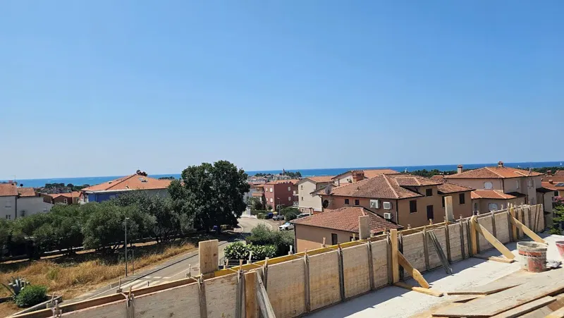 Nekretnine Istra, prodajem stan sa pogledom na more, Novigrad
