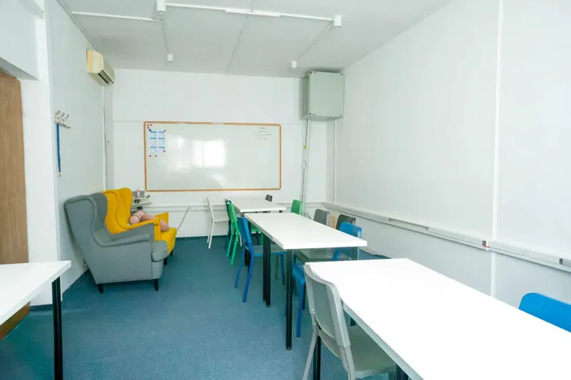 Продажа площадь Кватерникова, коммерческое помещение 48 м² на 1-м этаже, лифт