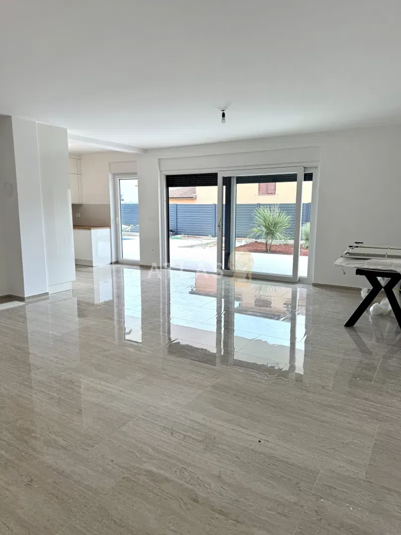 Flat Novigrad, 123,63m2 – 2