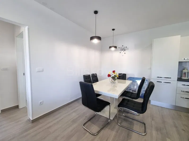 Apartment Kaštel Gomilica – 3
