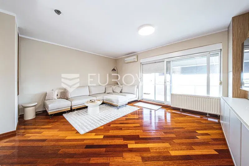 Zagreb, Borovje, functional four-bedroom apartment 130 m² parking – 2