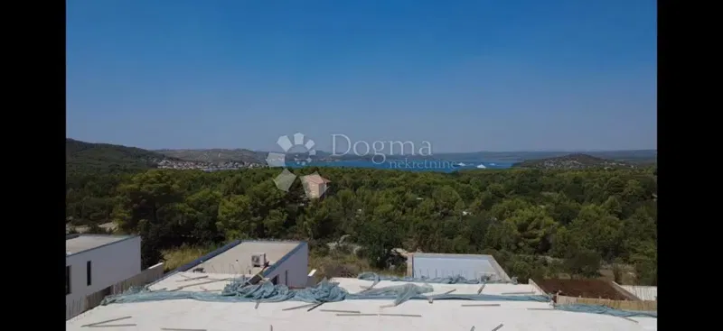 BILICE - opportunità di investimento - 5 appartamenti - piscina coperta - zona spa - campo da tennis – 3