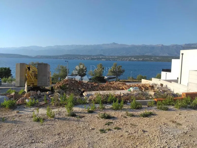 Terreno edificabile Novigrad, 741m2