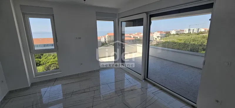 Flat Novalja, 81,60m2 – 2