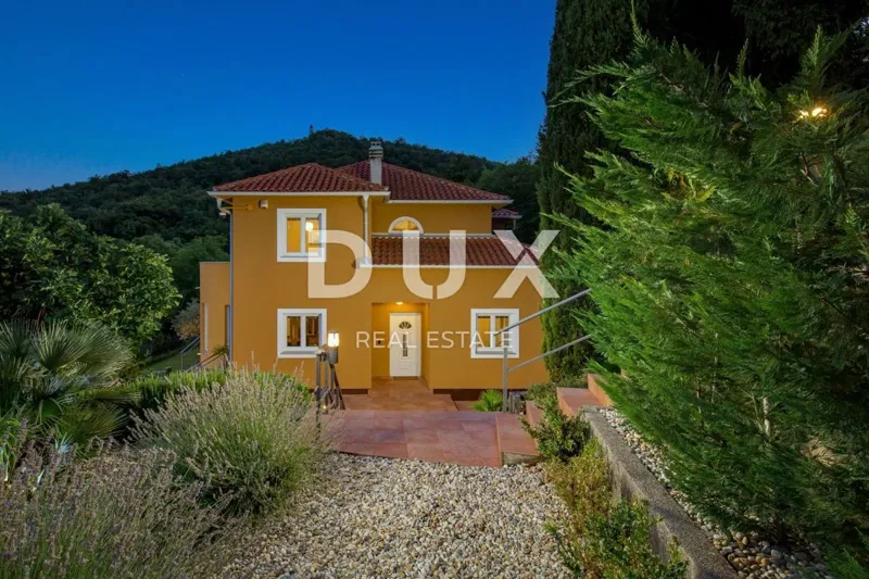 Opatija, Veprinac, különálló villa, 200 m2, úszómedence, játszótér, kilátás a Kvarnerre – 2
