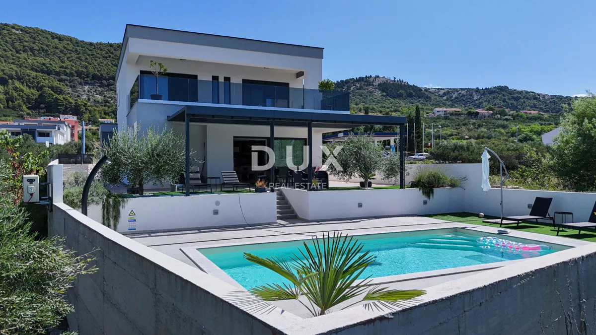 Rab, Banjol, Haus, 270 m², Swimmingpool, Garage