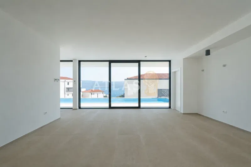 Ház Krk, 370m2 – 2