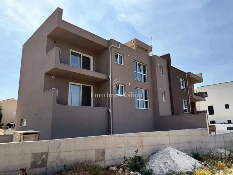 Apartment with Sea View on the First Floor of a New Development – 2