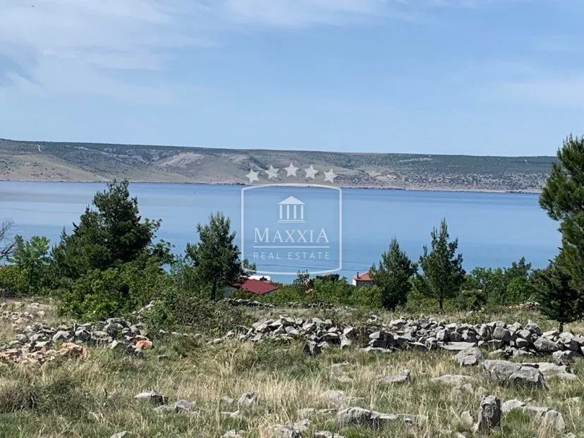 Starigrad – Građevinsko zemljište 581 m² s otvorenim pogledom na more – 95.000€