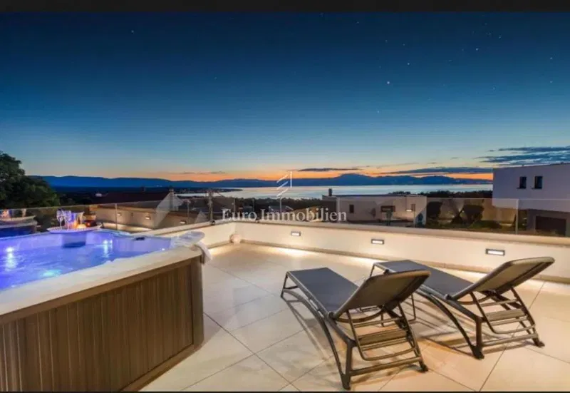 Villa di lusso con piscina e vista mare – Malinska – 2
